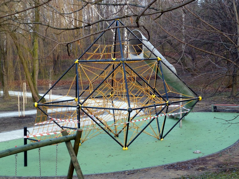 Inter-Play Spielplatzgeraete