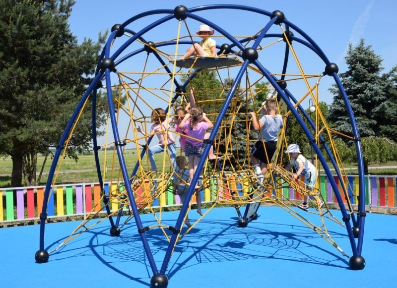 Inter-Play Spielplatzgeraete