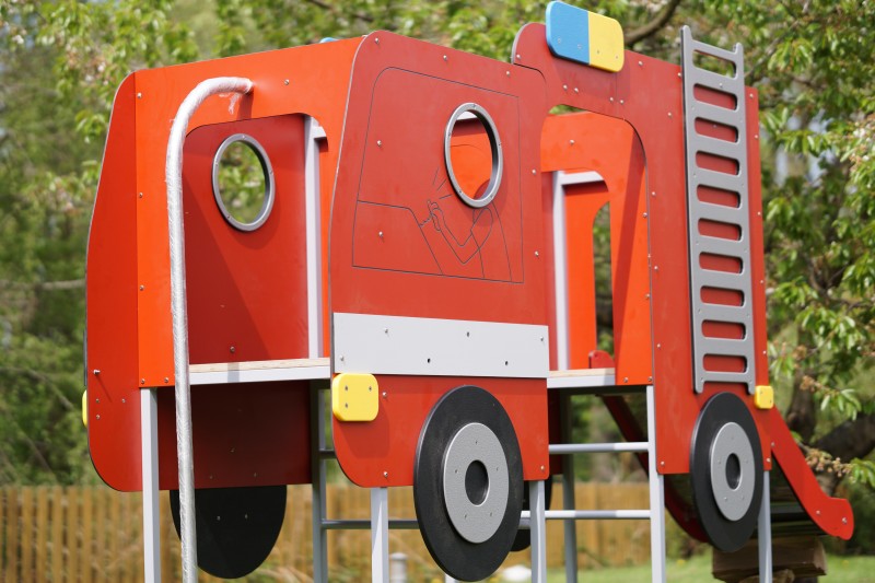 Inter-Play Spielplatzgeraete