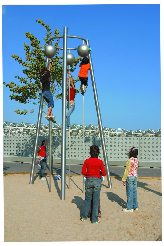 Inter-Play Spielplatzgeraete