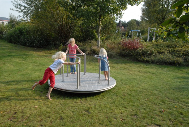 Inter-Play Spielplatzgeraete