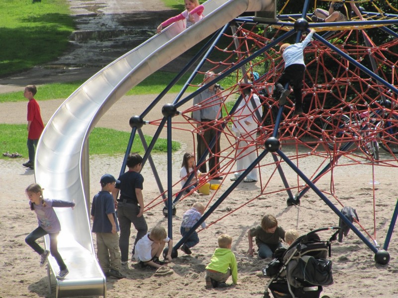 Inter-Play Spielplatzgeraete