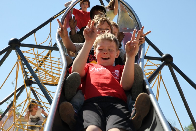 Inter-Play Spielplatzgeraete