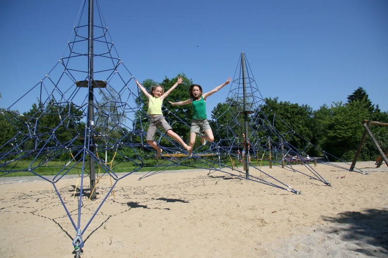 Inter-Play Spielplatzgeraete