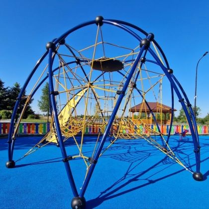 Inter-Play Spielplatzgeraete