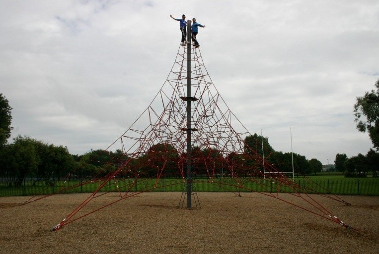 Inter-Play Spielplatzgeraete Products