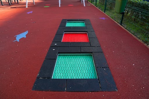Inter-Play Spielplatzgeraete Products