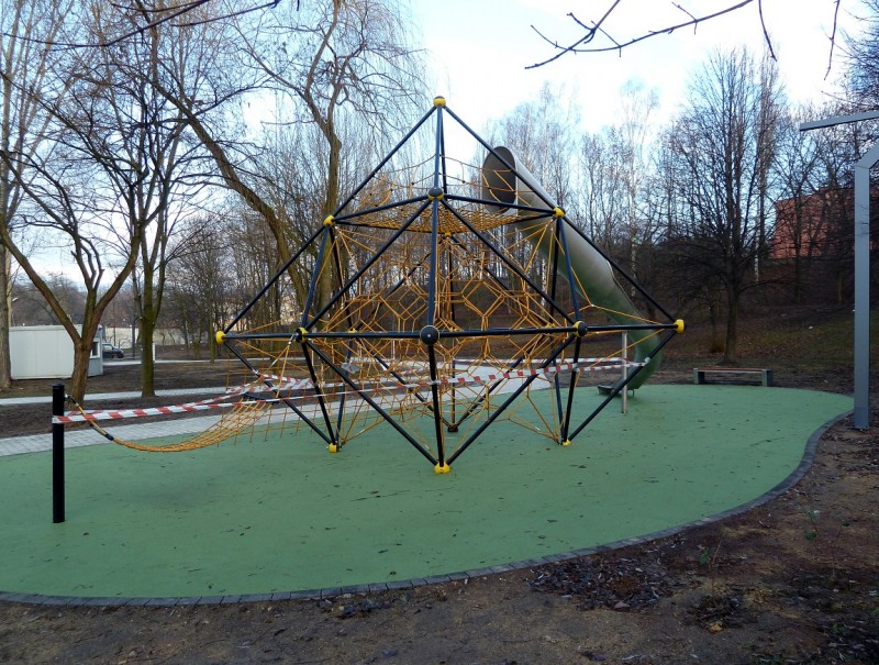 Inter-Play Spielplatzgeraete