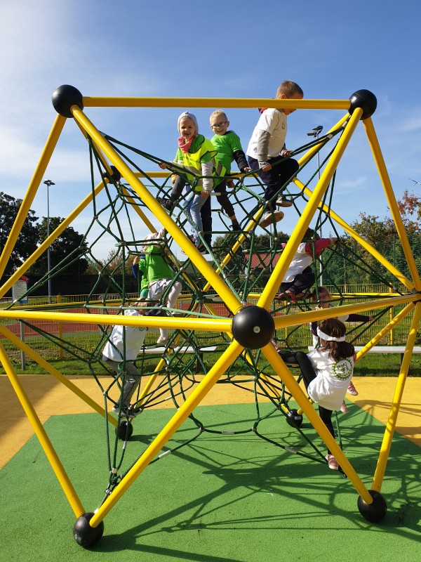 Inter-Play Spielplatzgeraete